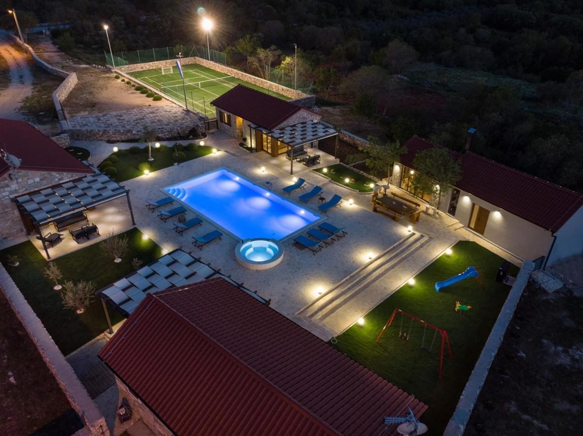 New! Promina Luxury Villa With 72Sqm Heated Pool, Jacuzzi, Infrared Sauna, Tennis Court, Media Room Bogatic Exterior photo